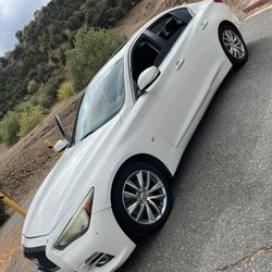2015 Infiniti Q50