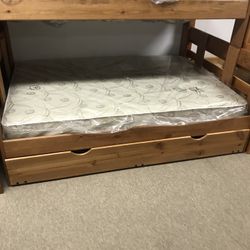 Twin Full Bunkbed with Trundle
