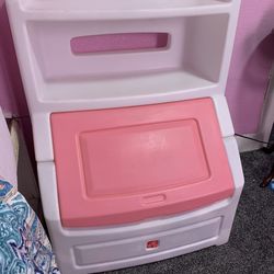 Step 2toy box