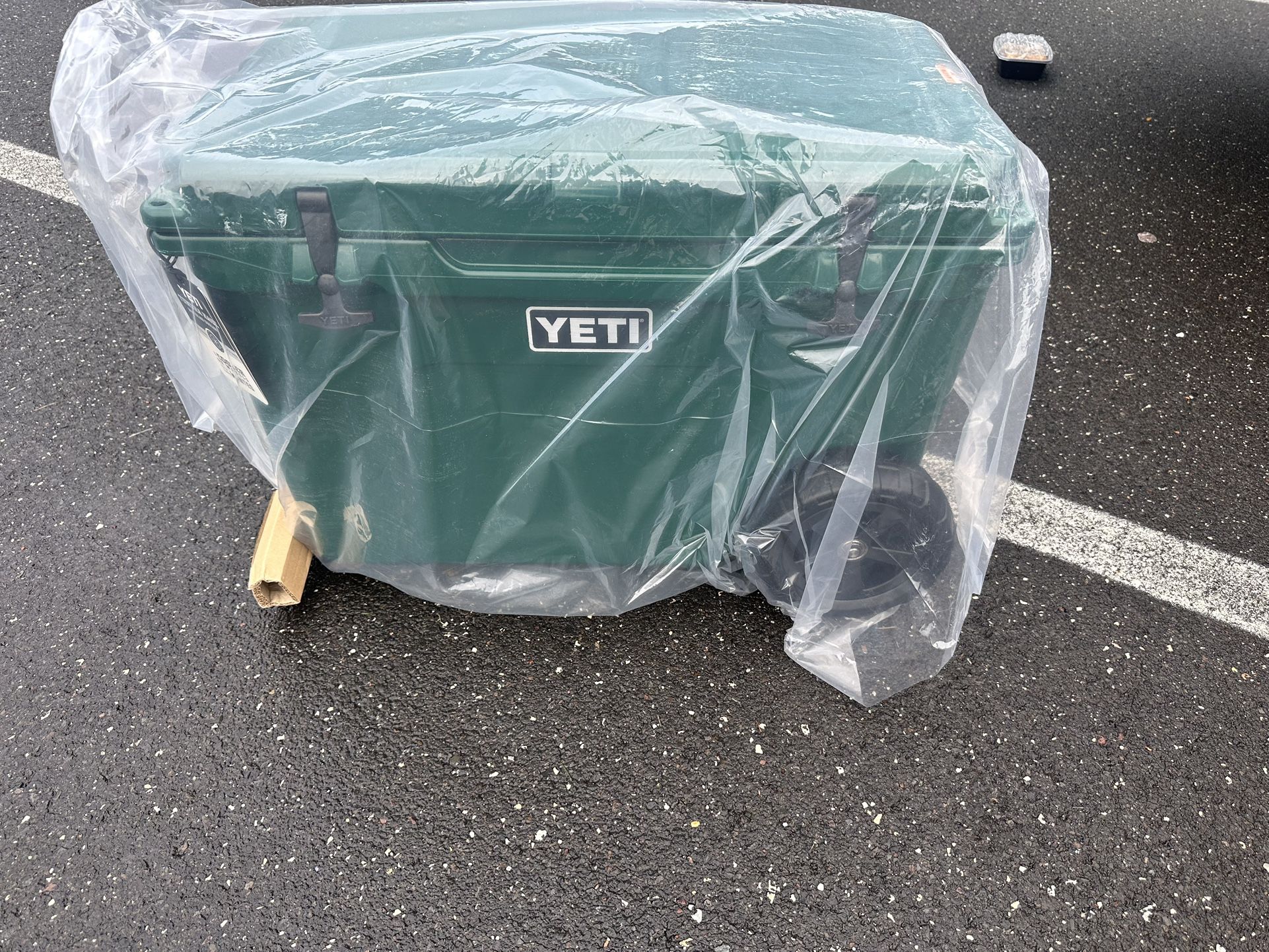 TUNDRA HAUL® WHEELED COOLER