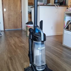 Eureka Vacuum Cleaner (VERY STRONG!)