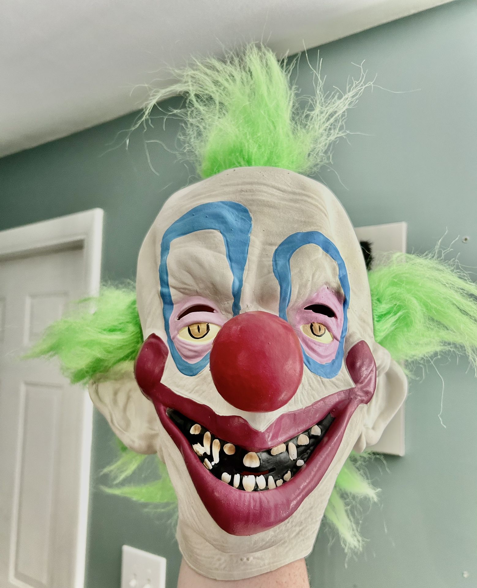 KILLER KLOWNS From Outer Space Official Shorty MGM Full Latex MaskÂ