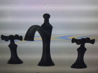 TISBURY WIDESPREAD CENTERSET BATHROOM FAUCET IN SPOT DEFENSE MATTE BLACK LG49TBOSDB