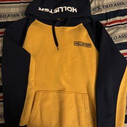 HOLLISTER HOODIE SIZE L