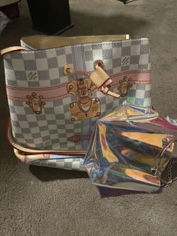 Like New Louis Bag And Clear Clutchcomplimentary