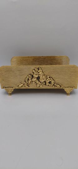 Beautiful Golden Footed Hollywood Regency Tissue Box Holder