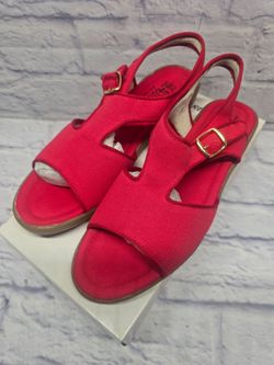 Beacon Reflections SUZIE Women's Red Canvas Sandals Size 9.5 M