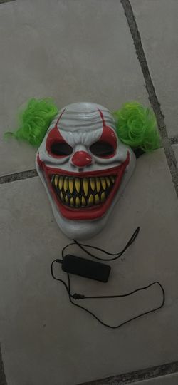 Clown mask