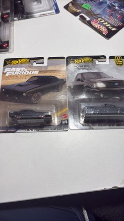 Hot Wheels Premium Die-Cast Cars – Set of 2