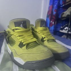 Lightning Jordan 4s