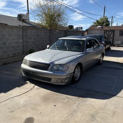 1999 Lexus LS 400