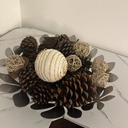 Bowl With Dry Pine Cone 