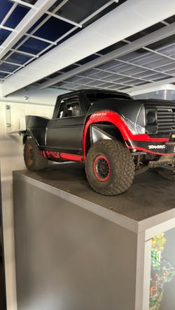Traxxas UDR $600