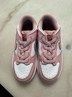 Tolder girls Nike dunks pink size 10