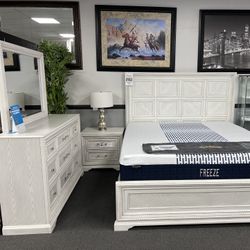 4PC White King Bedroom Set 
