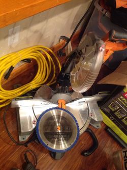 Ridgid 12" Miter Saw with Blade!! Only 100 today only 💥💥👍🏽👍🏽