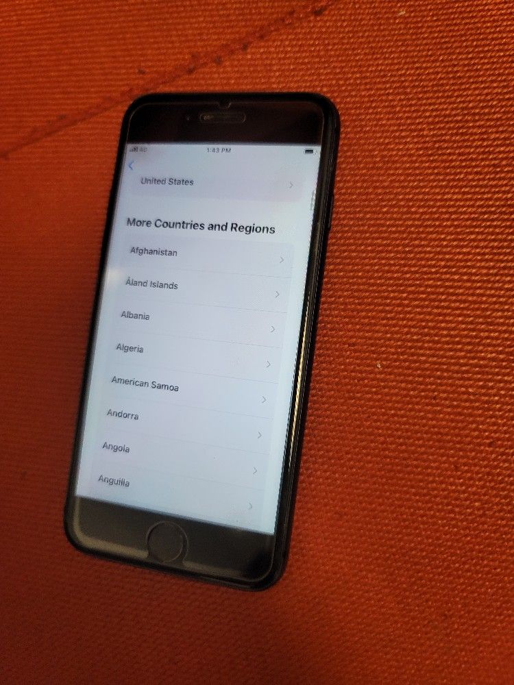 Unlocked IPhone 8 64gb