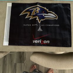 Ravens- Flag Black Background 