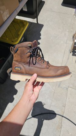 Size 10.5 D Ariat Work Boots Soft Toe