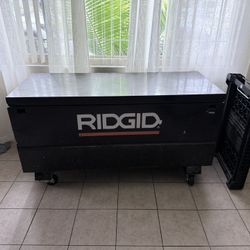 5 Ft Ridgid Took Chest 