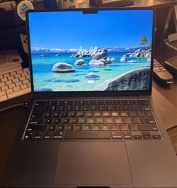 MacBook Air M2, 2022