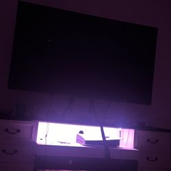 65” TCL /Roku Smart Tv 