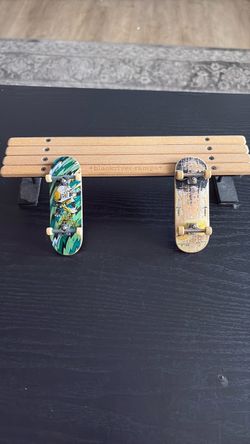 Finger boards/Tech deck and bench