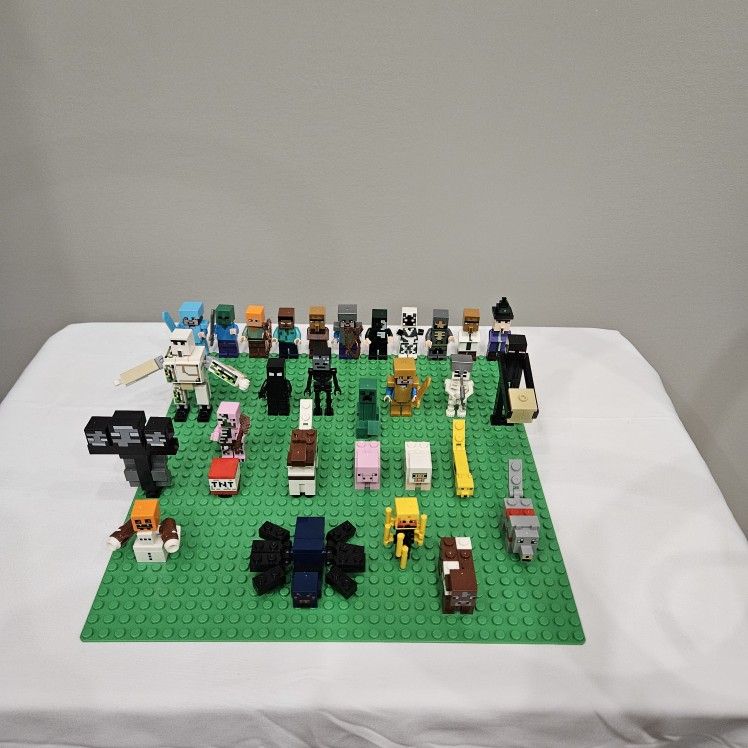 Brand New 30pc Unbranded Minecraft Lego Pixel Themed Figures