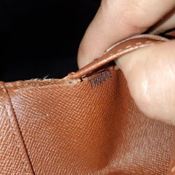 LV Wallet 