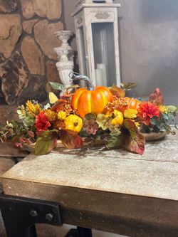 Ht-7in width-19in HANDMADE artificial pumpkin arrangement in a small wood tray
