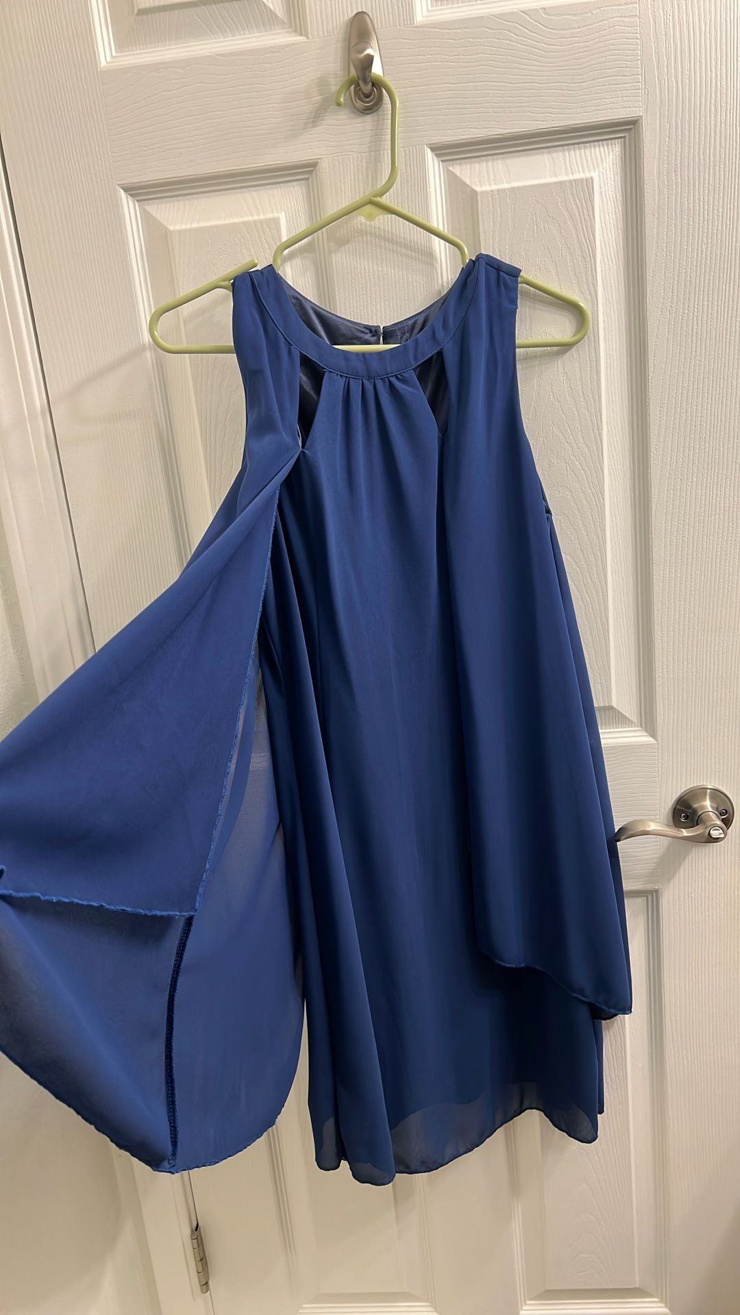 Light Weight Sleeveless Blue Dress