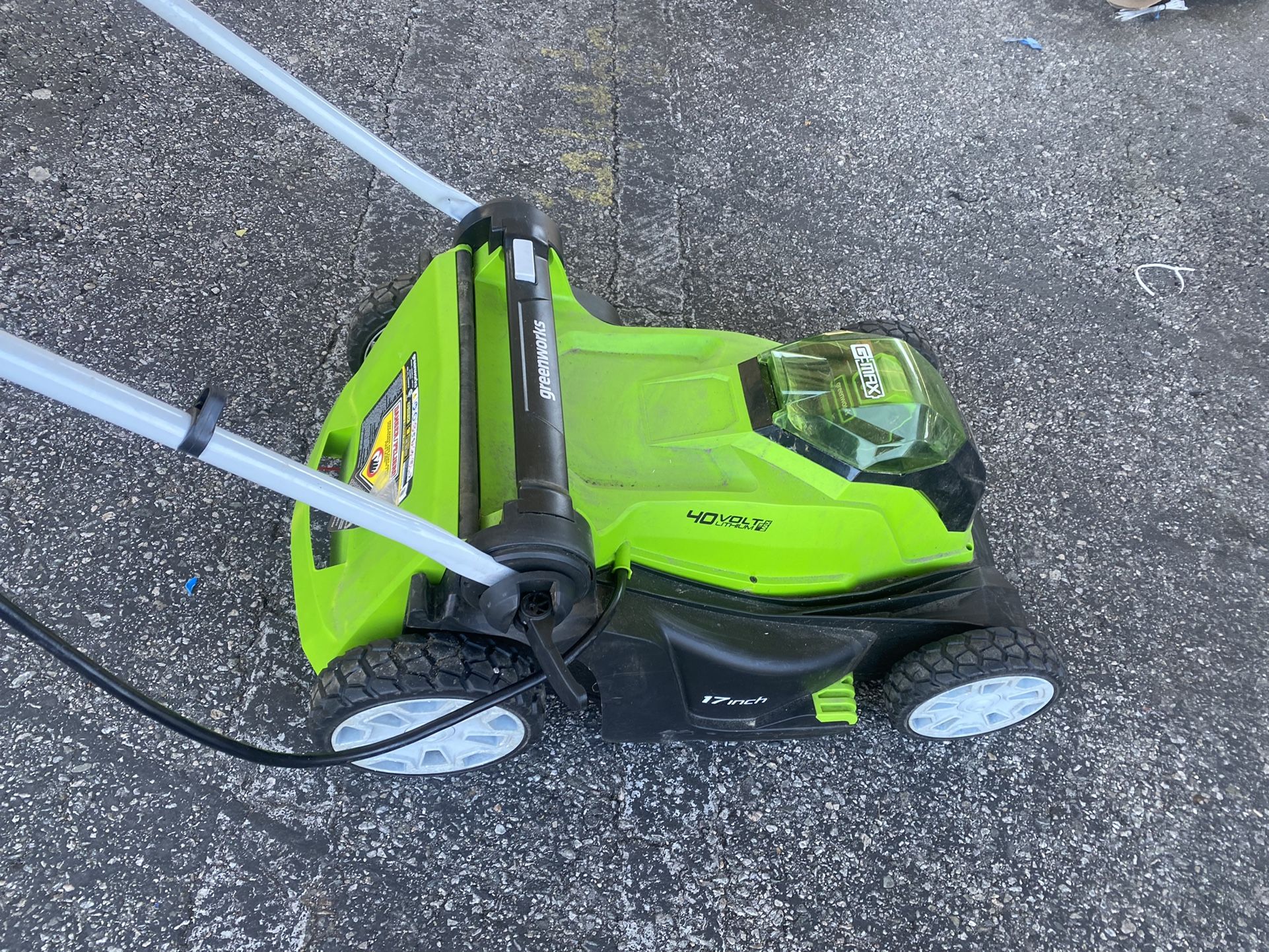 Greenworks 40V 17" Cordless Law Mower