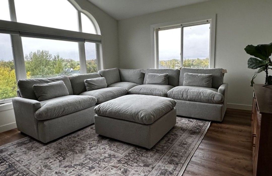 PLUSH CUSHION BRAND NEW MODULAR SECTIONAL SAME DAY DELIVERY