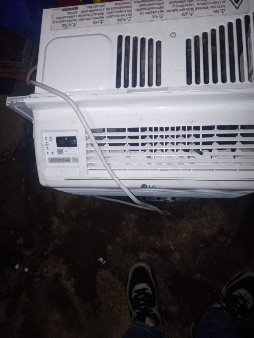 Lg  Bed RM Size Air Conditioner