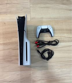 PS5 Slim Disc Edition – White Controller – Excellent Condition