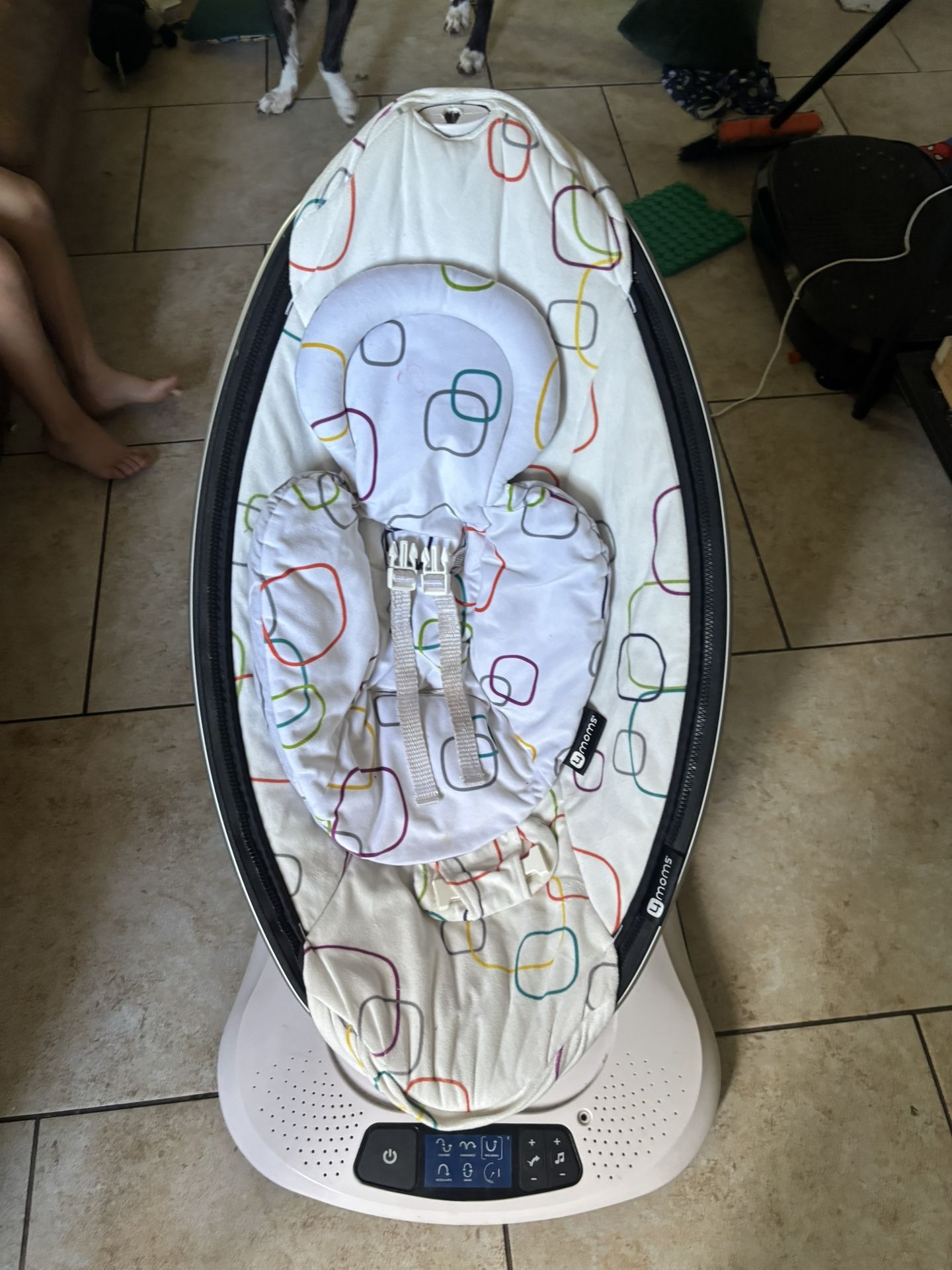 4moms MamaRoo Multi-Motion Baby Swing