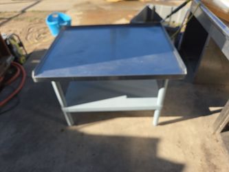 Stand, Equipment 36 x 30 x 25h