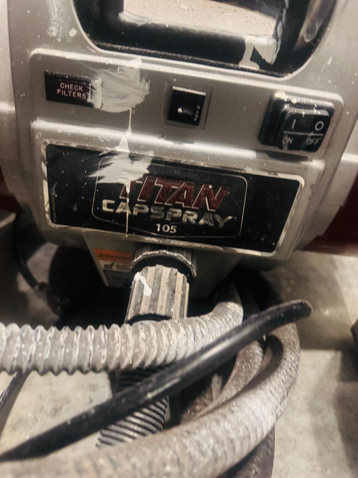 Titán Capspray 105.
