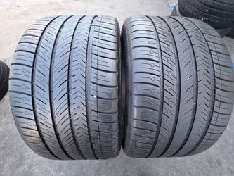 2 USED TIRES MICHELIN 285/35/20