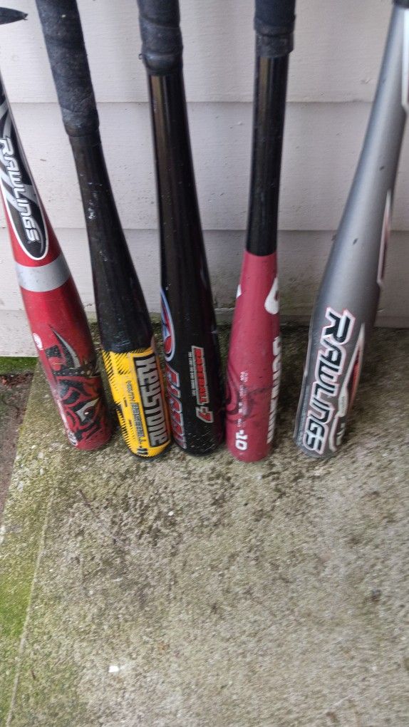 28 And 29 In Baseball Bats In Good Condition