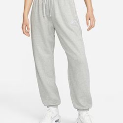 Nike Sportswear Club Fleece Womens Large Mid-Rise Oversized Sweatpants - Gray