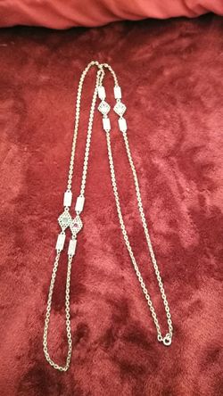Vintage 27" chain w/color crystals