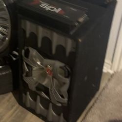 12" Kicker Solo-Baric L5 Subwoofer in Custom Pro Box