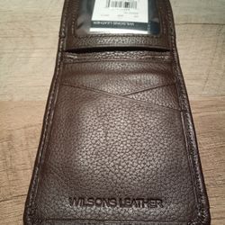 Wilson’s Leather Bifold Wallet