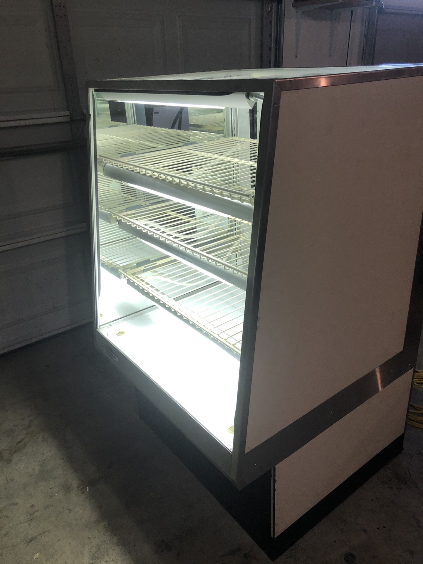 Federal display case