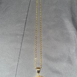 Gold Chain With Pendant 