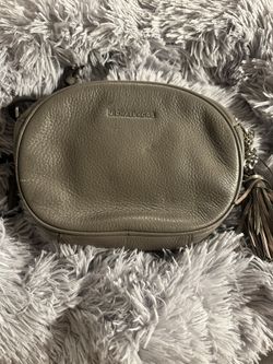 Michael KORS crossbody Purse $25 Gray