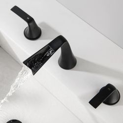 Wall Sink Tap Basin Bath Spout Bathtub Water Outlet with Single Lever Mixer Tap