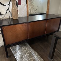 Crate and Barrel Credenza Cabinet/TV Stand w Adjustable Shelves