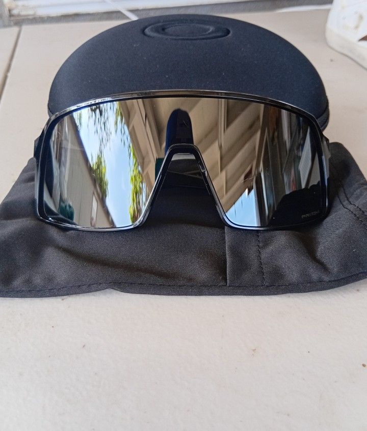 Oakley Sutro Sunglasses 